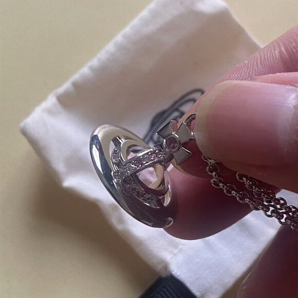 Westwood World necklace - Picture 4 of 5